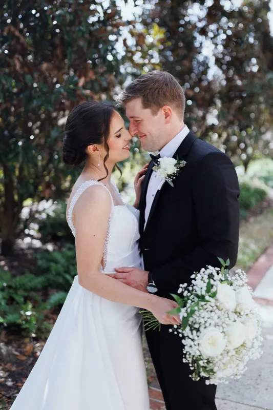 Couple portrait at Epping Forest wedding Jacksonville