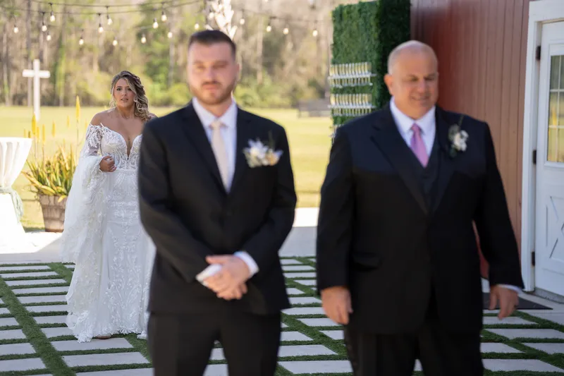 Couple portrait at Tringali Barn